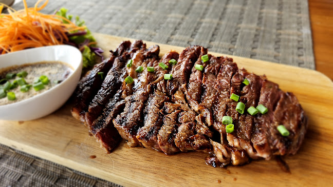 เรนฟอร์เรสคาเฟ่ พัทยา - อำเภอบางละมุง