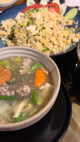 Siam sunset restaurant - การบริการอาหารและที่พัก