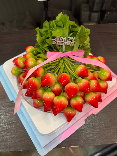 บัวลอยมะพร้าวอ่อน เกาะสมุย - การบริการอาหารและที่พัก