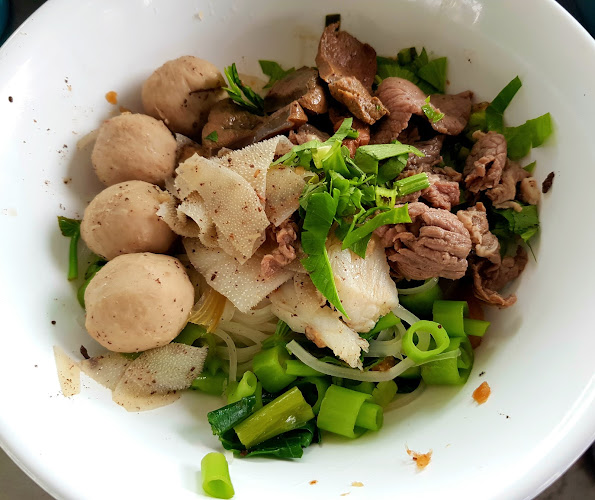 Comentarii opinii despre ร้านอาหารลุยทุ่ง (LuyThung Restaurant)