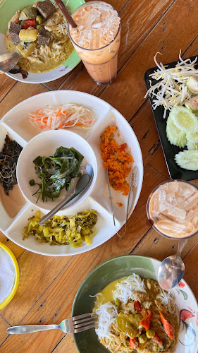 Opinii despre ร้านหนมจีนบ้านฉลอง în อำเภอเมืองภูเก็ต - การบริการอาหารและที่พัก