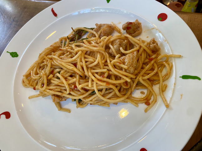 Opinii despre ร้านอาหารสโนว์ไวท์นครปฐม în อำเภอเมืองนครปฐม - การบริการอาหารและที่พัก