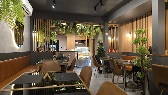 Comentarii opinii despre Burger Saloon