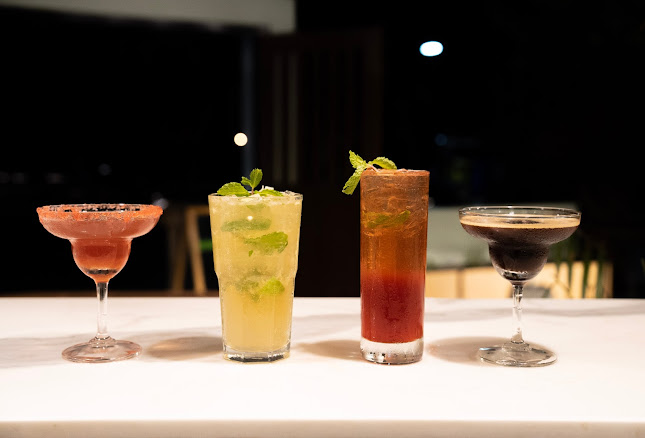 32 ถ. ทวีวงศ์ ตำบลป่าตอง อำเภอกะทู้ ภูเก็ต 83150