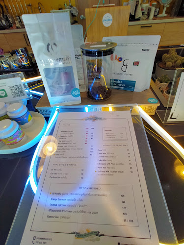 Sun & Moon Café - อำเภอเมืองนครปฐม