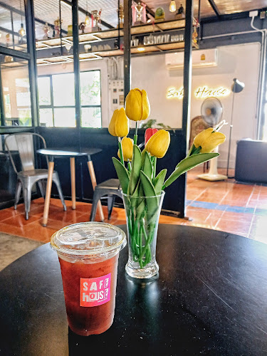 SAFE HOUSE CAFE - อำเภอหาดใหญ่