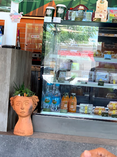 Comentarii opinii despre Café Amazon สาขา สี่แยกบ้านสวนเกาะทิพย์