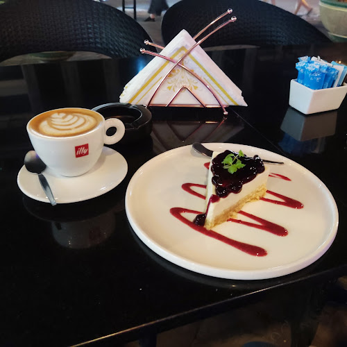 WVMP+X7W เมืองพัทยา อำเภอบางละมุง ชลบุรี 20150