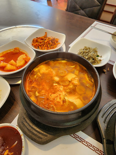 ร้านอาหาร กายาลัง - การบริการอาหารและที่พัก