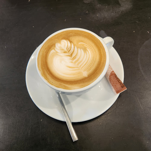 Mililin Cafe & Eatery