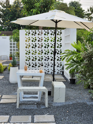 Ten slash coffee corner tenslash เท็นสแลช คาเฟ่นครปฐม - อำเภอเมืองนครปฐม