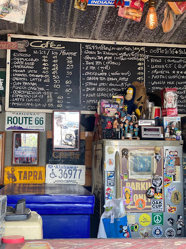 Opinii despre Cafe' Bar(กาแฟ 'บ้า ณ ราชสีมา) în อำเภอเมืองนครราชสีมา - การบริการอาหารและที่พัก