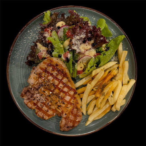 WYND Dining - การบริการอาหารและที่พัก