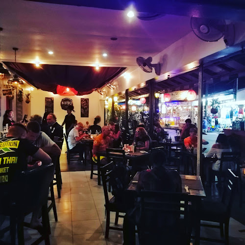 Comentarii opinii despre The Bistro Bangtao Beach