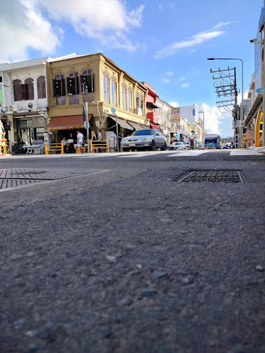 Chino@Cafe' Gallery - การบริการอาหารและที่พัก