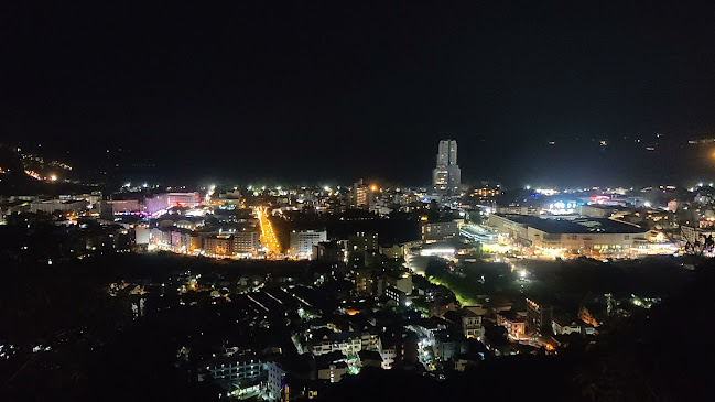 Opinii despre ป่าตอง ซันเซ็ท วิว เรสเตอร์รอง în อำเภอกะทู้ - การบริการอาหารและที่พัก