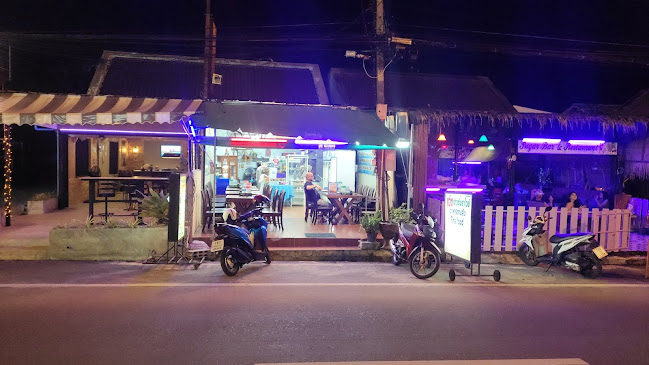 MAMA Thai Food Restaurant - อำเภอเมืองภูเก็ต