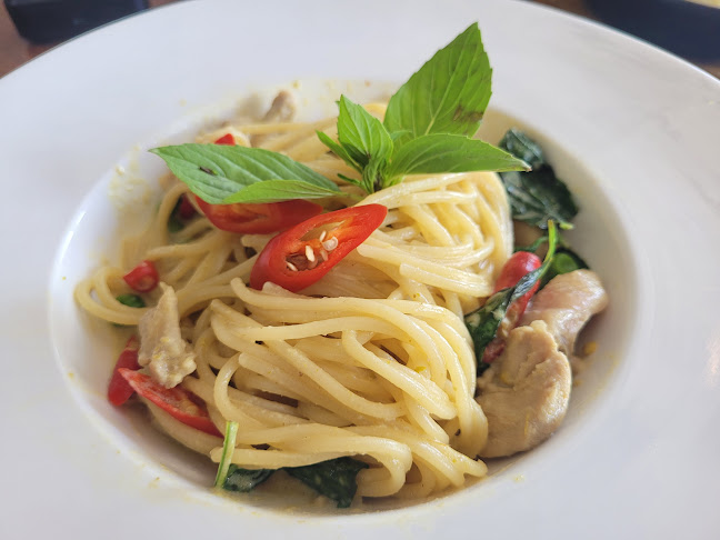 Opinii despre COFFEE I NEED U CAFE' în อำเภอบางพลี - การบริการอาหารและที่พัก