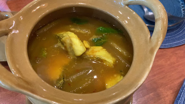 บ้านแกง - การบริการอาหารและที่พัก