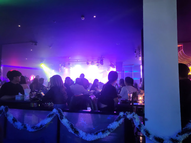 Opinii despre Tah Siam Music&Cafe ท่าสยามมิวสิคแอนด์คาเฟ่ พัทยา în อำเภอบางละมุง - การบริการอาหารและที่พัก