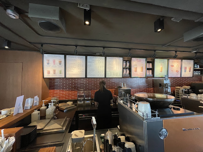 หมู่ที่ 9 225 ถนนเลียบชายหาด อำเภอบางละมุง ชลบุรี 20150