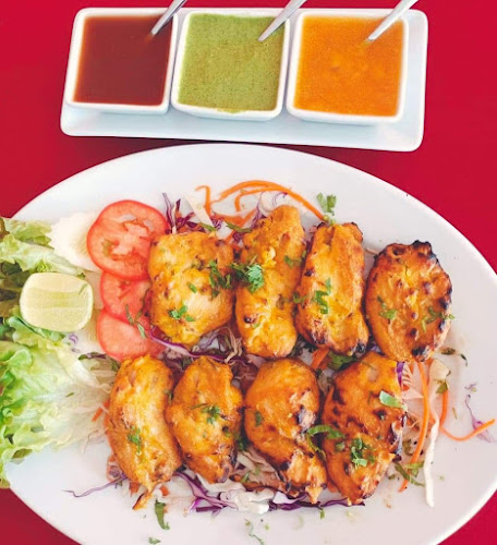 Comentarii opinii despre Suraj Indian Restaurant Kamala