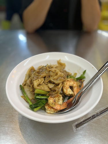 4,6 ตําบล ตลาดใหญ่ 8 ถ. อ๋องซิมผ่าย ตำบลตลาดใหญ่ อำเภอเมืองภูเก็ต ภูเก็ต 83000