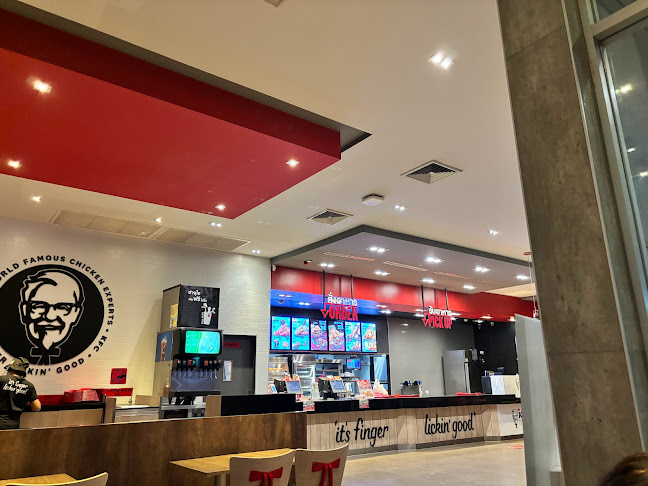 KFC Tontann Market (DT) - การบริการอาหารและที่พัก