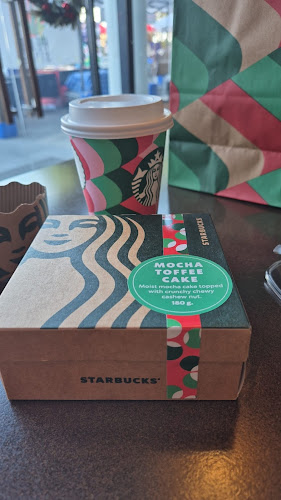 Opinii despre สตาร์บัคส์ สาขา เดอะเบย์พัทยา în อำเภอบางละมุง - การบริการอาหารและที่พัก
