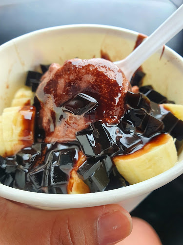 กะทู้ไอศครีม - การบริการอาหารและที่พัก