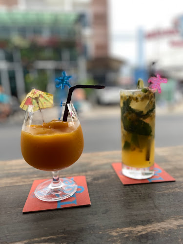 Candies bar - การบริการอาหารและที่พัก