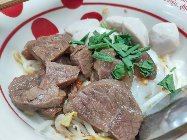 ถนัดศรีหาดใหญ่ (since 1969)肉丸 - การบริการอาหารและที่พัก