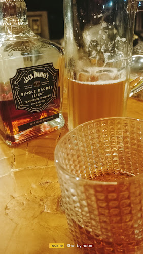 103 จักรวาล 19 วัดไทรย์ 2 ซ. หมู่บ้านการเคหะ วัดไทรย์ เมือง นครสวรรค์ 60000