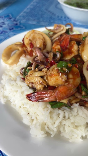 ร้านอาหารตามสั่งเจ้นิด