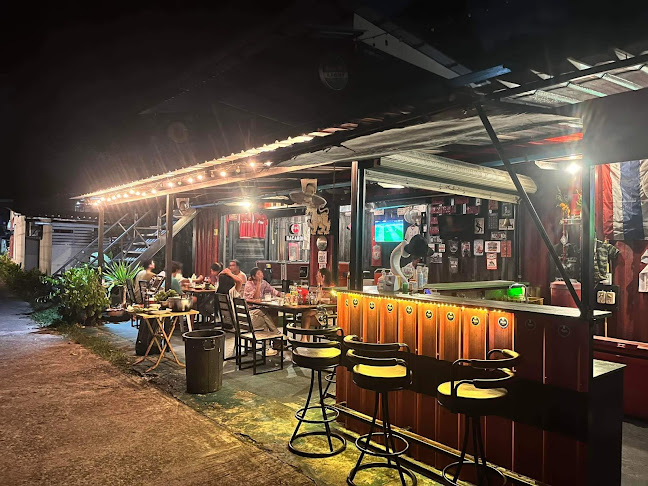 Apple's Box Kamala Food & Drink