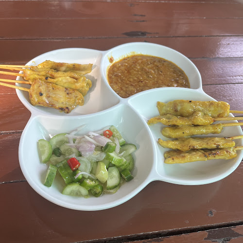 Opinii despre คุณจี๊ดยอดผัก în อำเภอเมืองภูเก็ต - การบริการอาหารและที่พัก