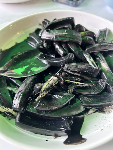 ในสวนอินดี้ Seafood - การบริการอาหารและที่พัก