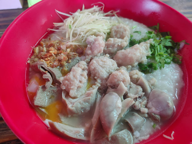 Comentarii opinii despre โจ๊กข้าวหอมหมูเด้ง