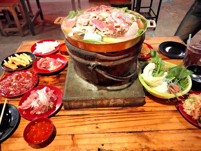 คุณชัช หมูย่างกระทะทอง สาขาแยกบ้านนายกฯ สี่มุมเมือง - อำเภอศรีราชา