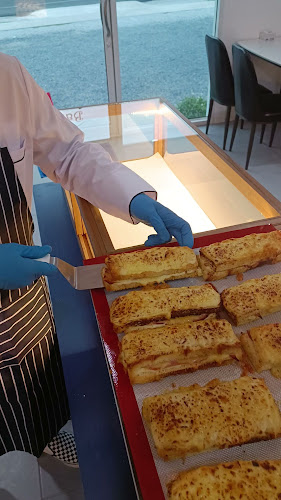 Bakerboi Bakery & pastry - การบริการอาหารและที่พัก