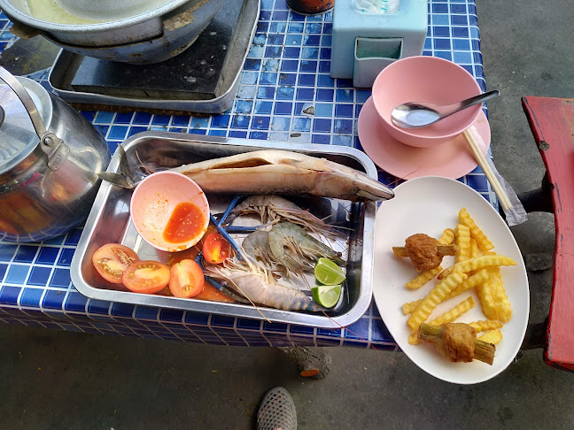 Opinii despre Khon Kaen Buffet & BBQ în อำเภอกะทู้ - การบริการอาหารและที่พัก