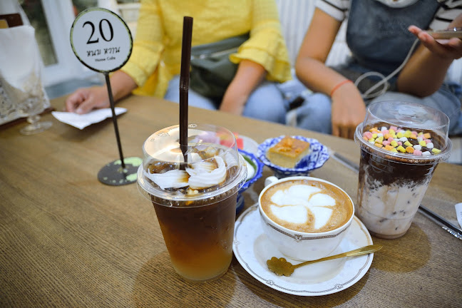 Opinii despre หนม​ หวาน​ Home​ ​Cafe -By บ้านขนมเจ๊ม้อง în อำเภอเมืองตรัง - การบริการอาหารและที่พัก