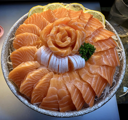 ยูเมะพลัสซูชิ