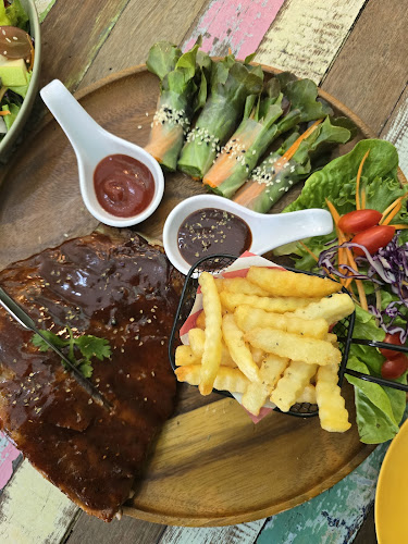 111 ถ. ราชมรรคา ตำบลพระปฐมเจดีย์ อำเภอเมืองนครปฐม นครปฐม 73000