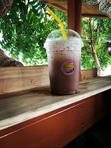 Opinii despre รถคอกหมูกาแฟโปราณ în อำเภอเมืองสุโขทัย - การบริการอาหารและที่พัก