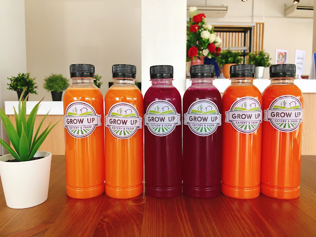 Grow Up Eatery & Farm - การบริการอาหารและที่พัก