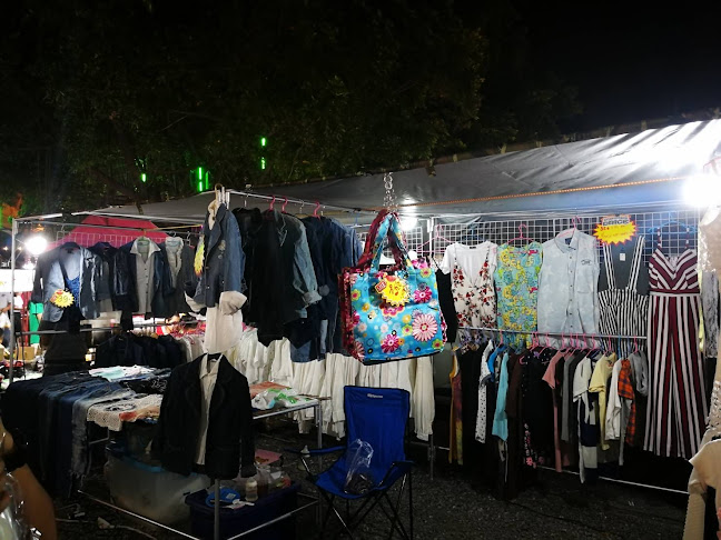 ตลาดร่มไทร ปากเกร็ด-ติวานนท์