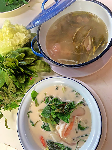 เขาสวนพ่อ KHAO SUAN PHO RESTAURANT - การบริการอาหารและที่พัก