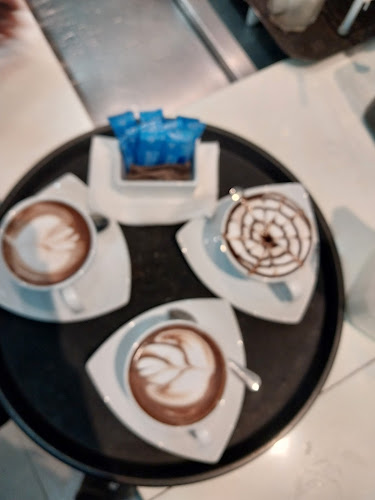 เมอเวนพิค ไอศกรีม สาขา อมตะ ป่าตอง - อำเภอกะทู้