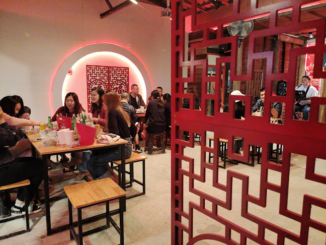 Comentarii opinii despre ทองดี 通迪 Tongdee Bar